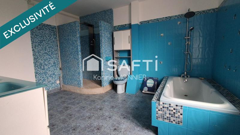 Maison - 212 m² - 10 pièces