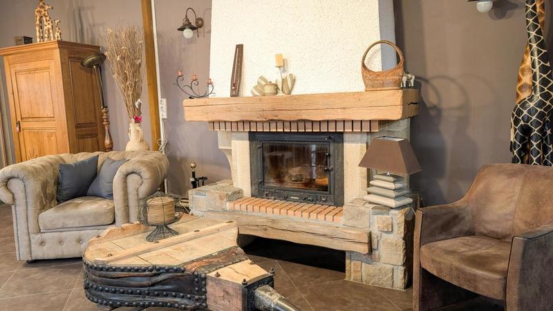 Maison - 167 m² - 8 pièces