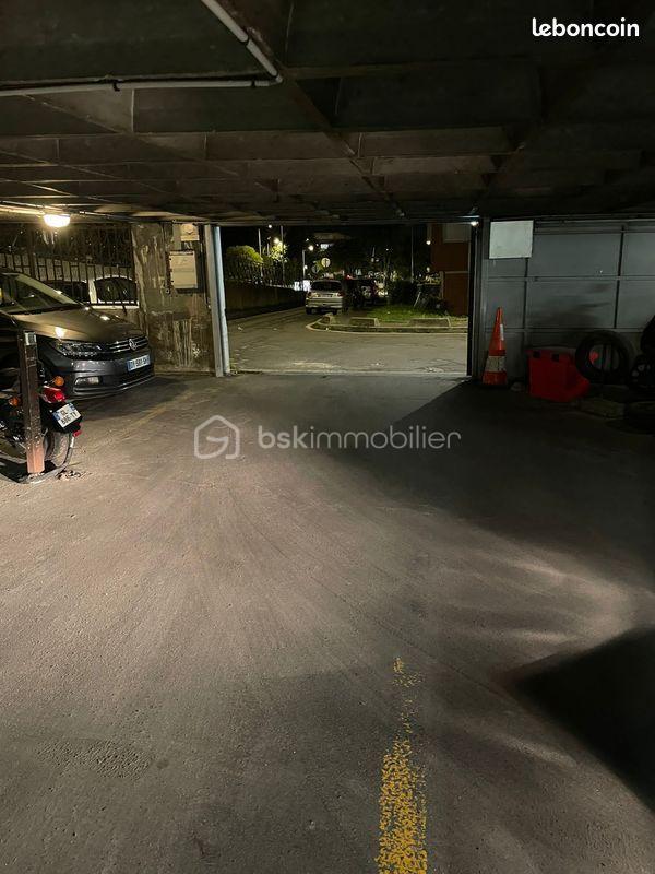 Parking - 12 m²