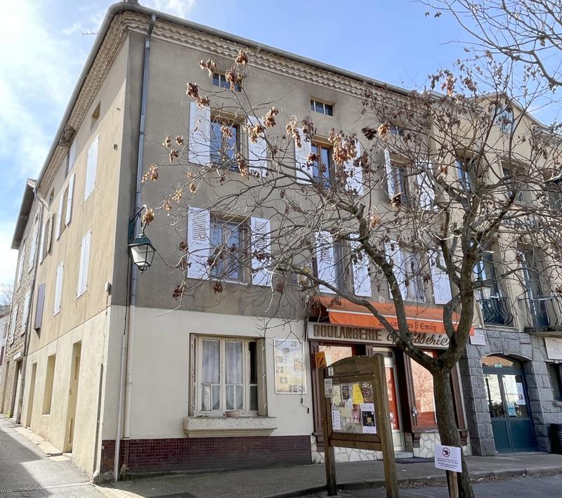 Maison - 185 m² - 13 pièces