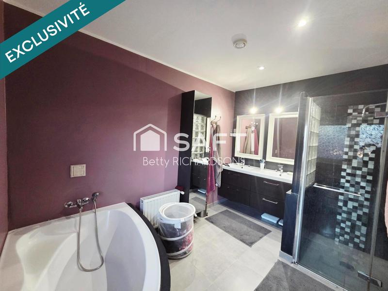 Maison - 119 m² - 8 pièces