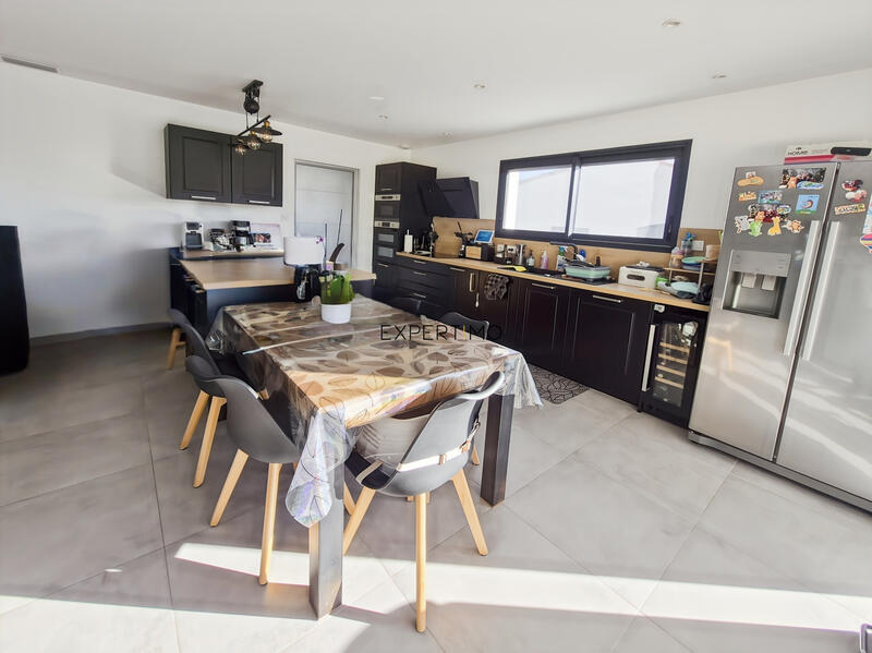 Villa - 108 m² - 4 pièces