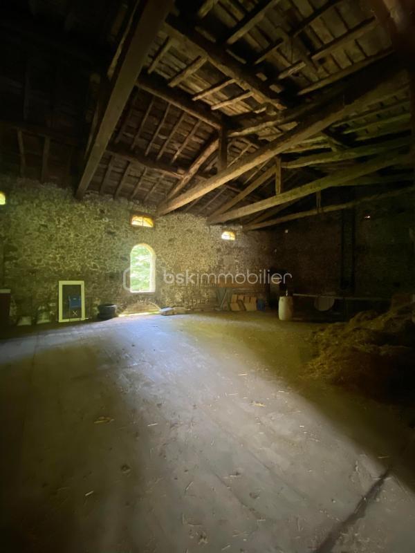 Corps de ferme - 253 m² - 17 pièces