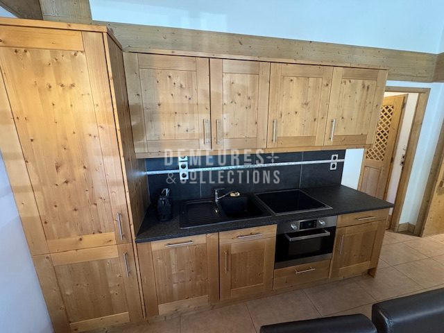 Appartement - 80 m² - 4 pièces