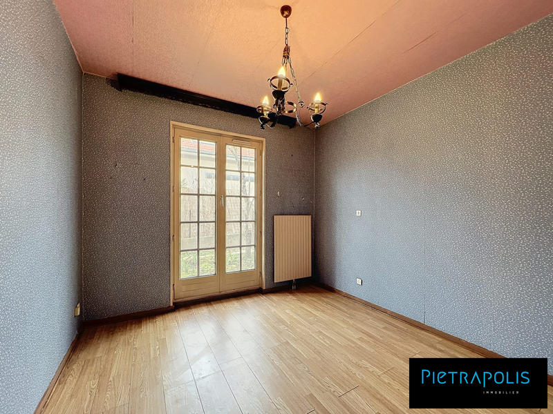 Maison traditionnelle - 132 m² - 6 pièces