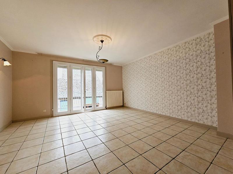 Maison - 208 m² - 6 pièces