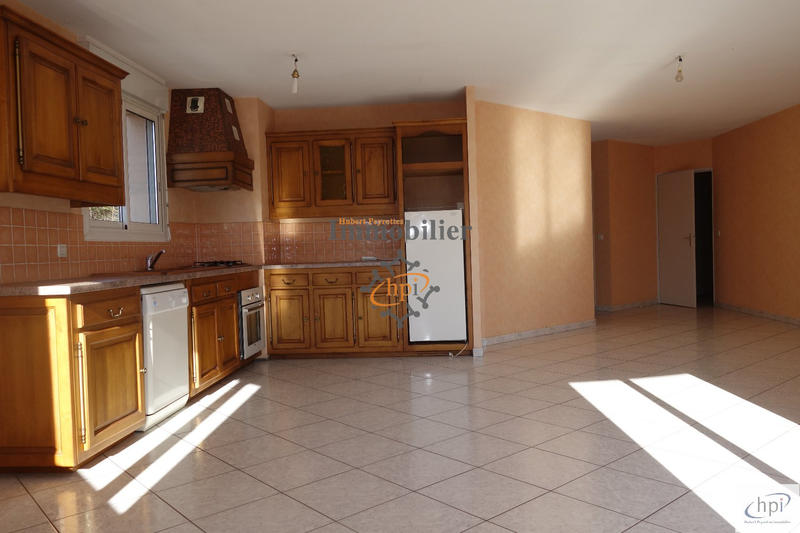 Appartement - 75 m² - 3 pièces