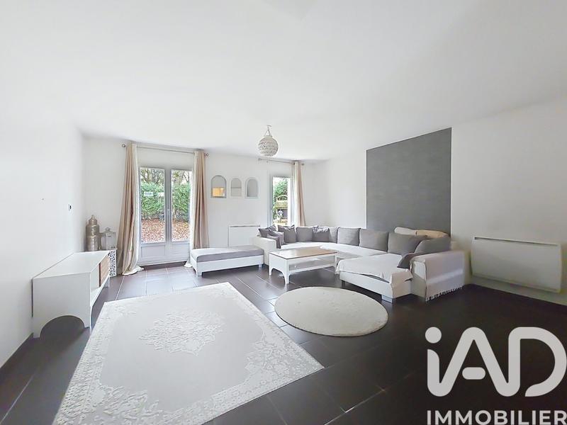 Maison - 102 m² - 5 pièces
