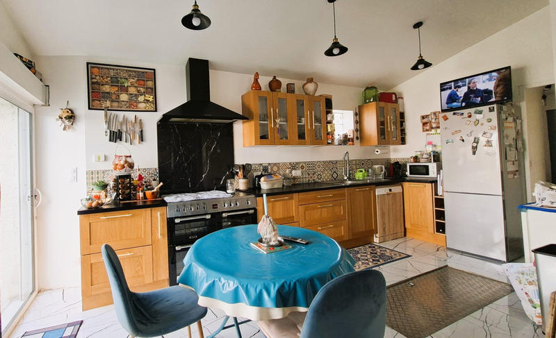 Maison - 105 m² - 4 pièces