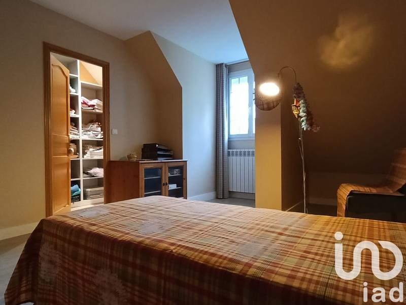 Maison - 298 m² - 8 pièces