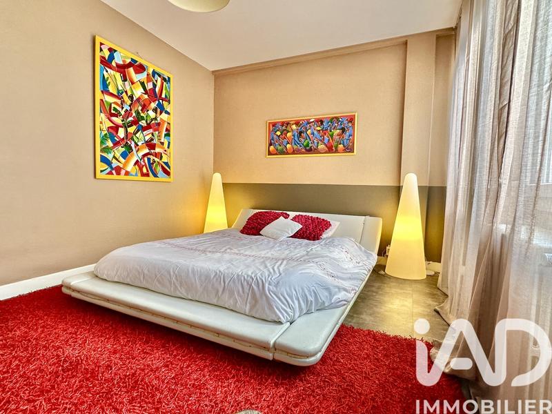 Appartement - 163 m² - 7 pièces
