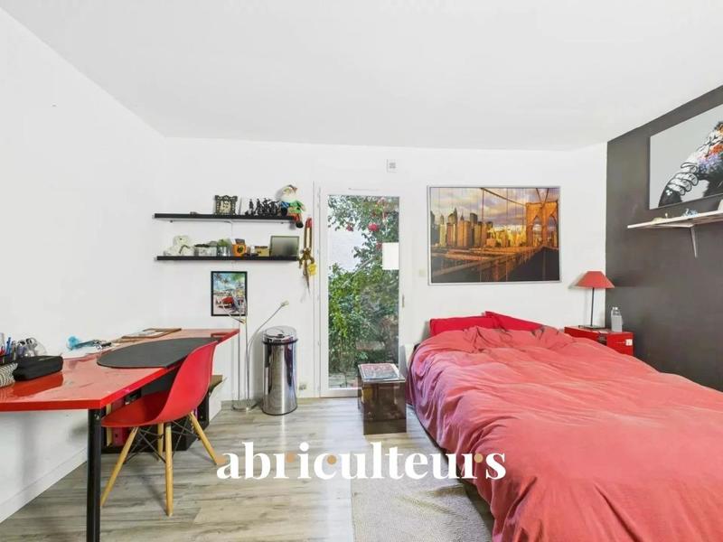 Appartement - 230 m² - 9 pièces