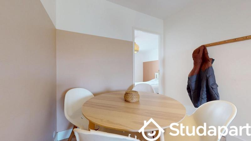 Chambre - 16 m² - 1 pièce