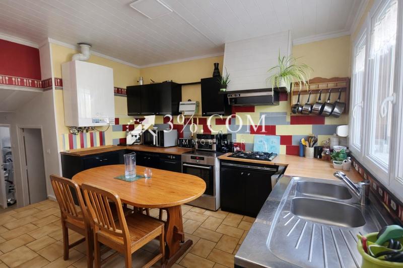 Maison - 102 m² - 5 pièces