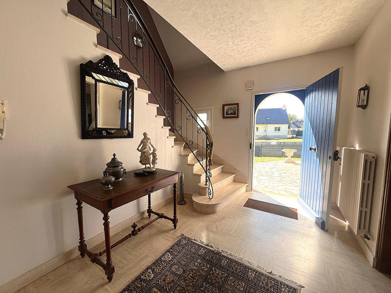 Maison - 152 m² - 7 pièces