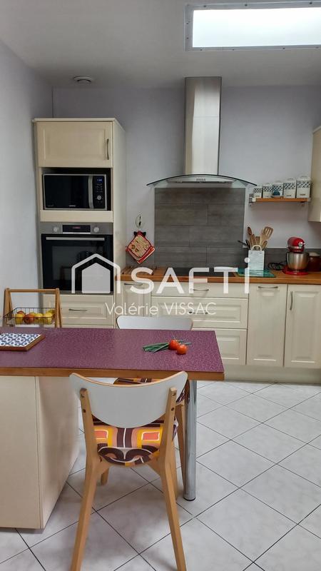 Maison - 104 m² - 6 pièces