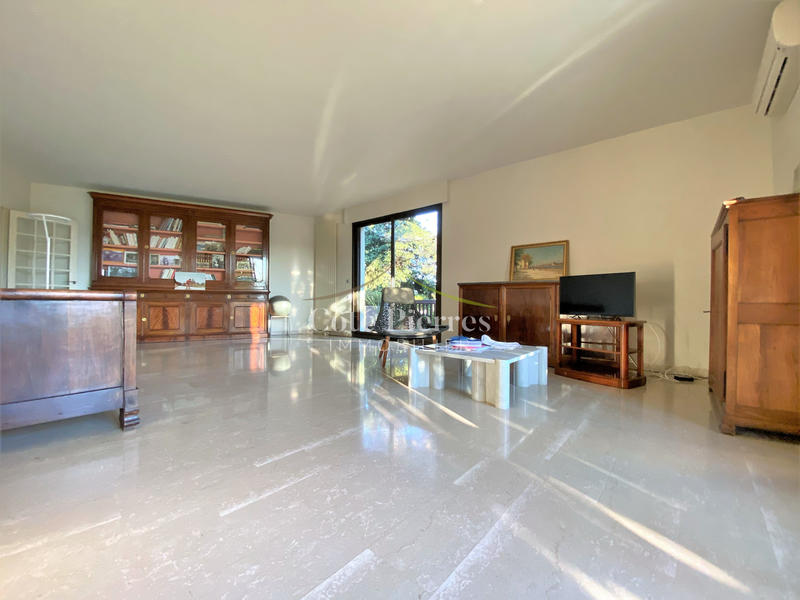 Appartement - 115 m² - 3 pièces