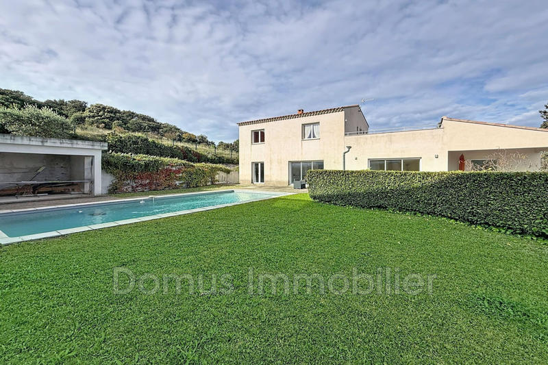 Maison - 165 m² - 7 pièces