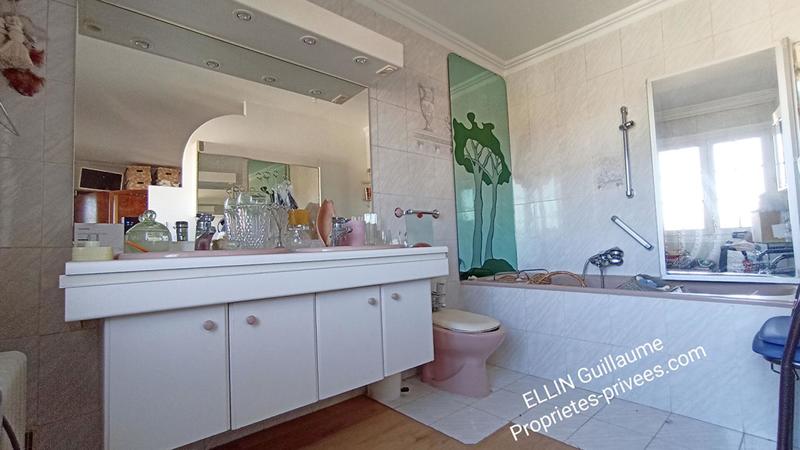 Maison - 196 m² - 6 pièces