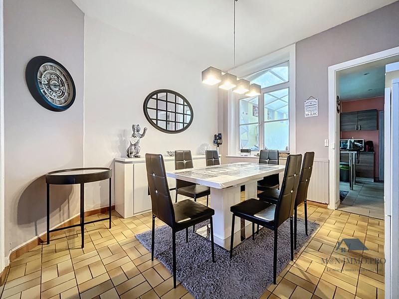 Maison - 95 m² - 5 pièces