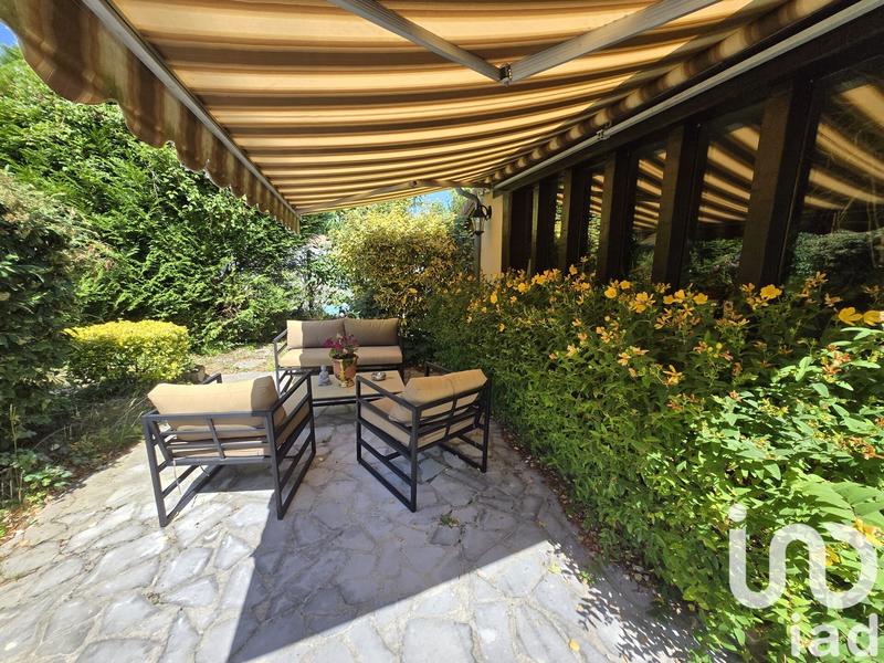 Maison - 166 m² - 7 pièces