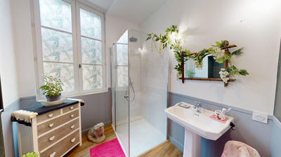 Appartement - 92 m² - 4 pièces