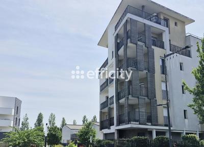 Parking / Garage - 16 m²