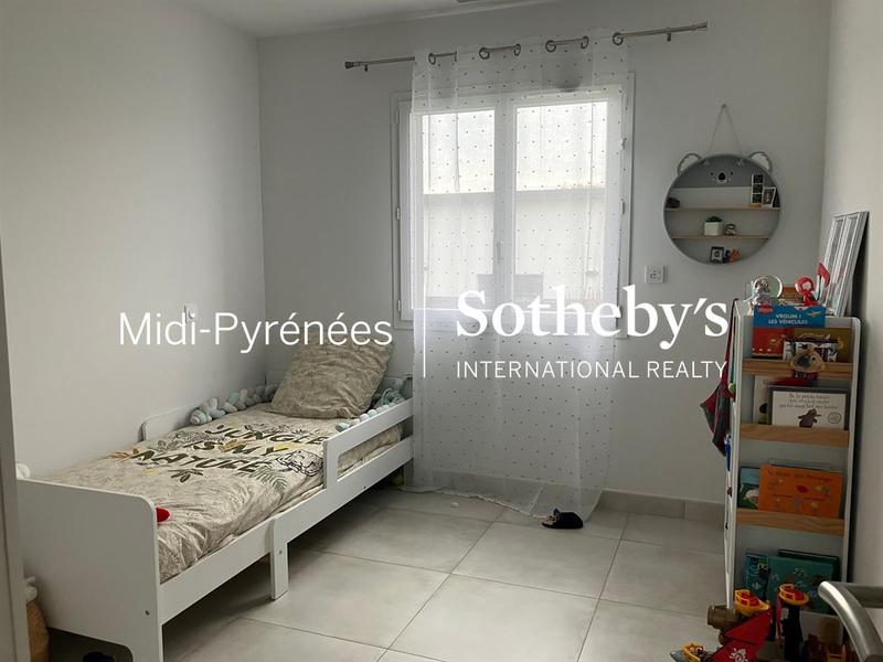 Maison - 105 m² - 4 pièces