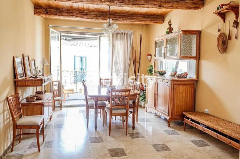 Maison - 85 m² - 3 pièces