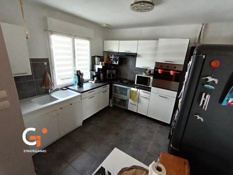 Maison - 95 m² - 5 pièces