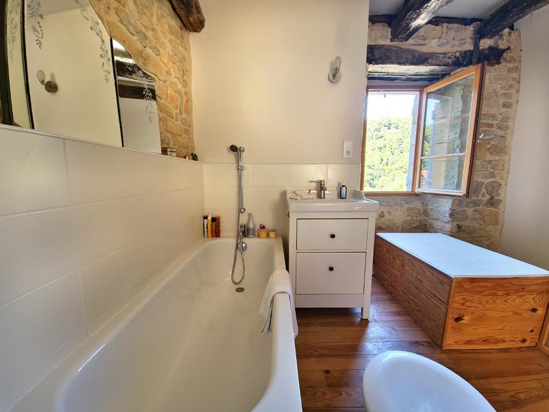 Maison de village - 125 m² - 7 pièces