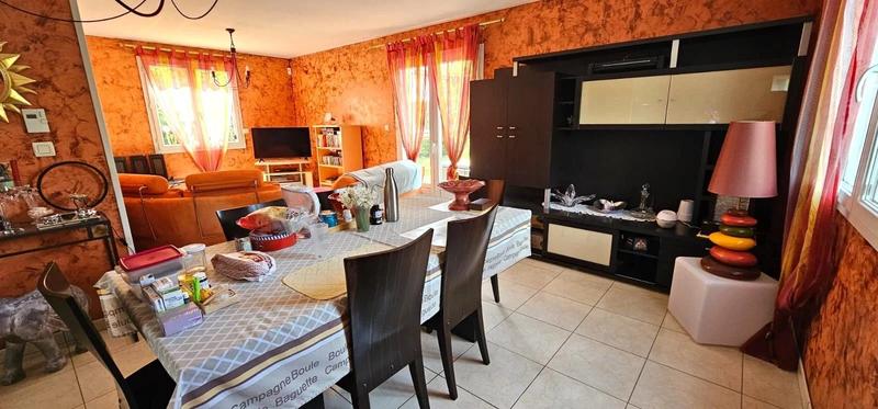 Maison - 122 m² - 5 pièces