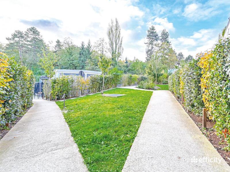 Appartement - 100 m² - 4 pièces