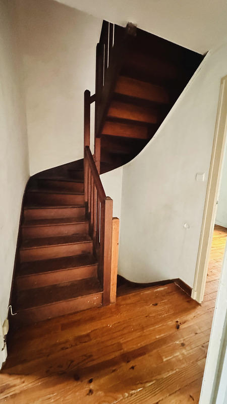 Maison - 110 m² - 6 pièces