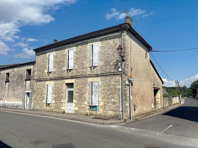 Maison de village - 125 m² - 5 pièces
