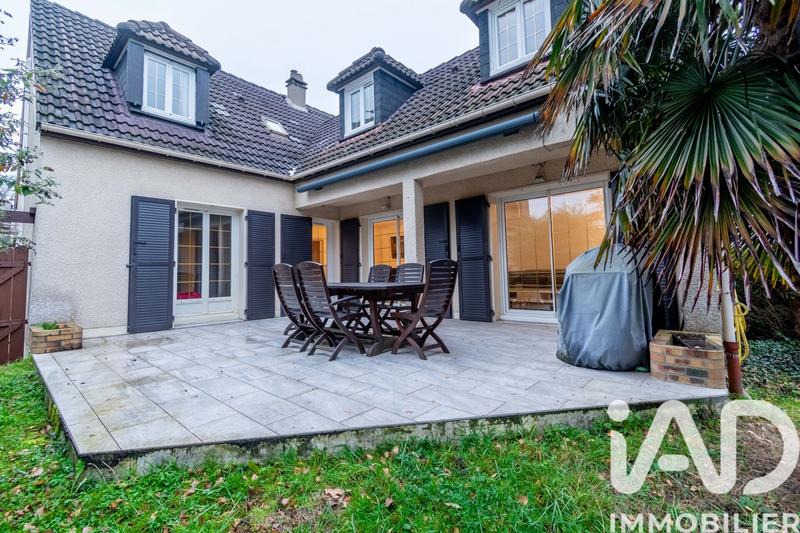 Maison - 160 m² - 6 pièces