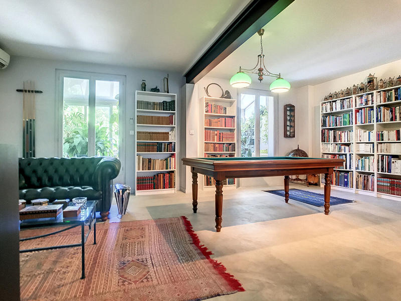 Maison - 200 m² - 6 pièces