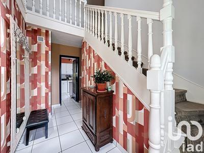 Maison - 192 m² - 9 pièces