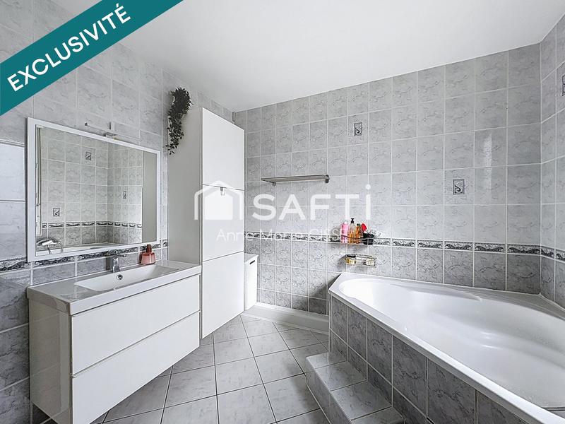 Maison - 180 m² - 7 pièces