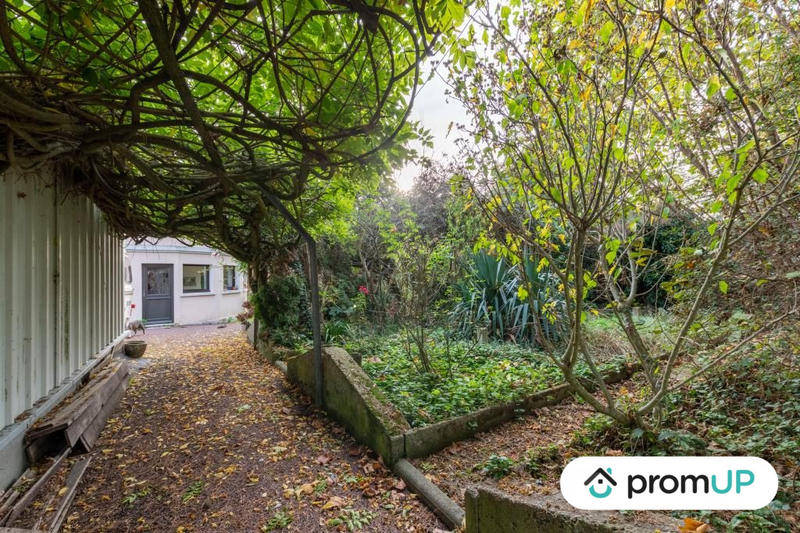 Maison contemporaine - 230 m² - 6 pièces