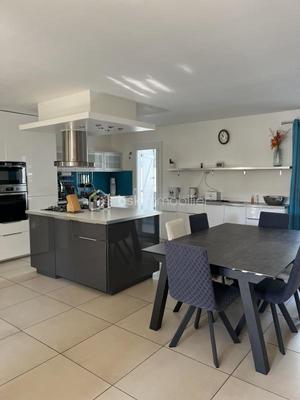 Maison - 131 m² - 6 pièces