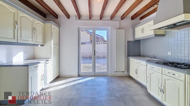 Maison - 166 m² - 7 pièces