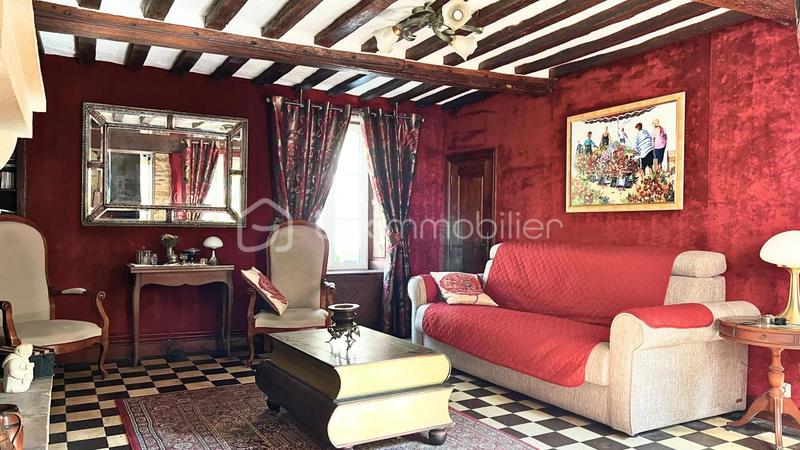 Propriété - 261 m² - 11 pièces