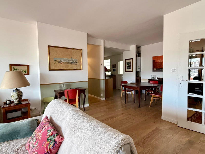 Appartement - 93 m² - 3 pièces