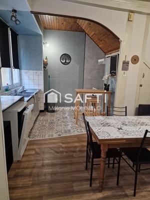 Maison - 204 m² - 12 pièces