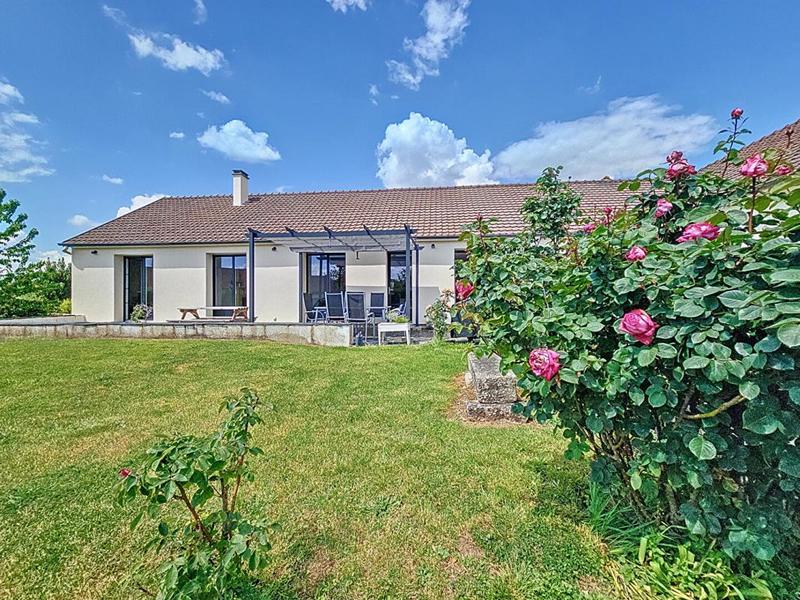 Maison - 260 m² - 10 pièces