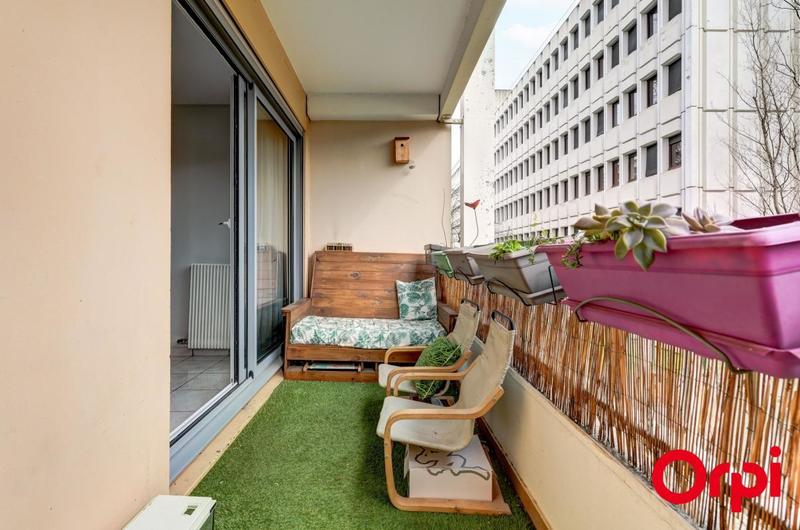 Appartement - 96 m² - 5 pièces