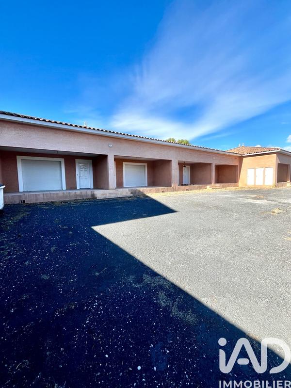 Maison - 330 m² - 6 pièces