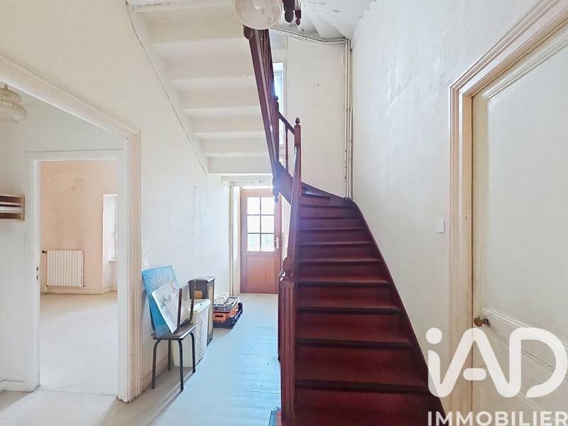 Maison - 240 m² - 11 pièces