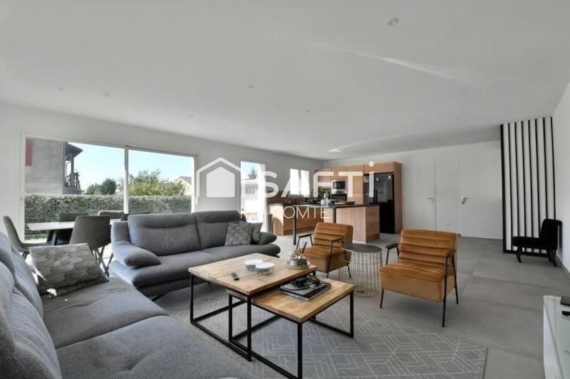 Maison - 108 m² - 4 pièces